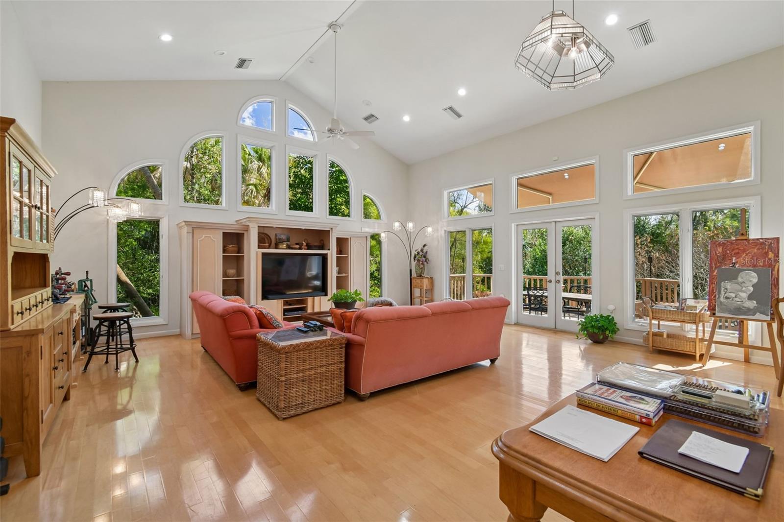 LAKEWOOD ACRES - Residential