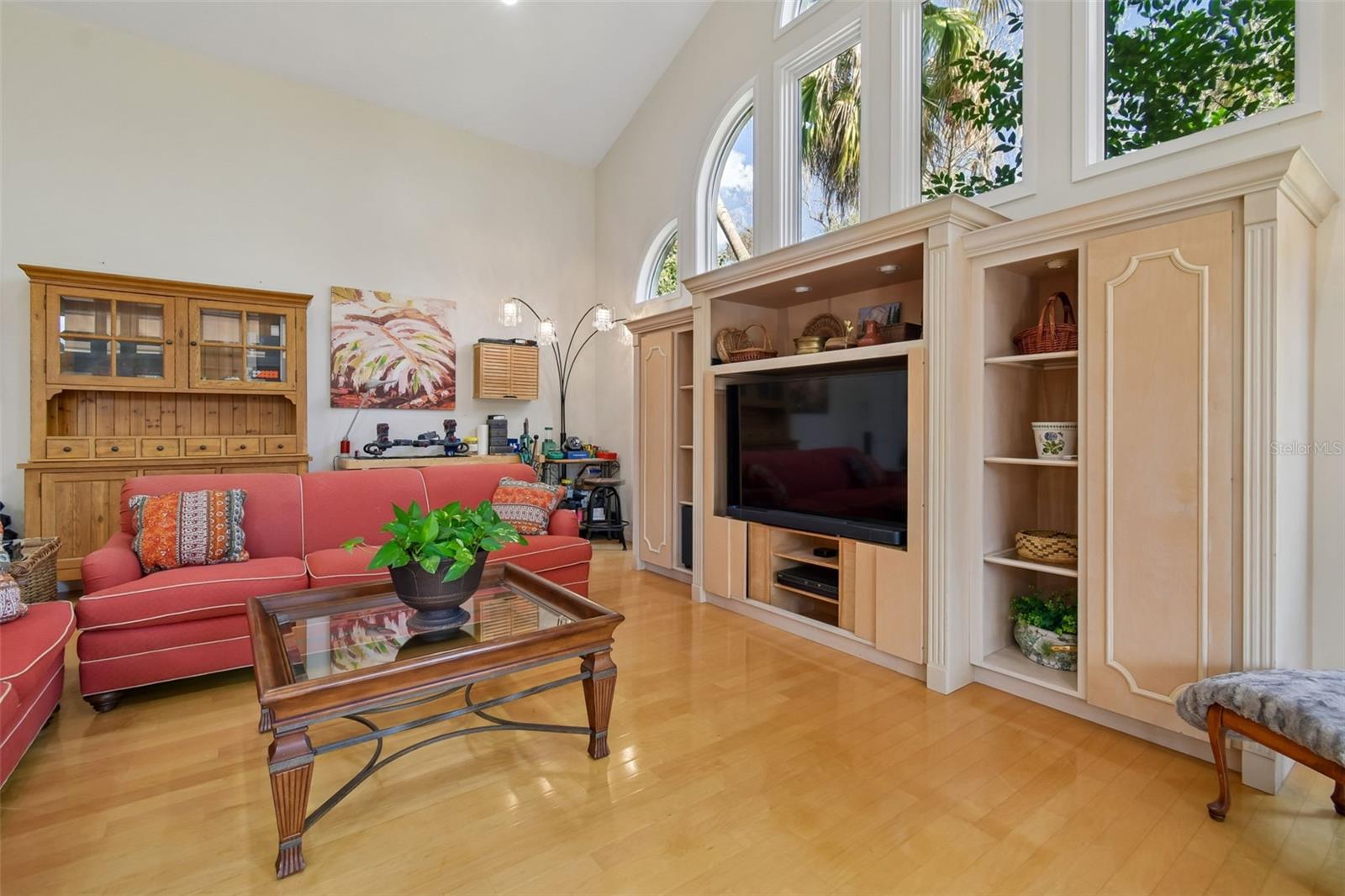 LAKEWOOD ACRES - Residential