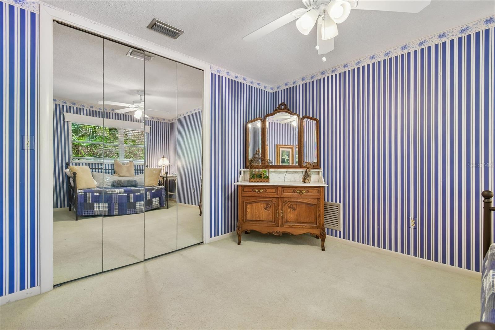 LAKEWOOD ACRES - Residential