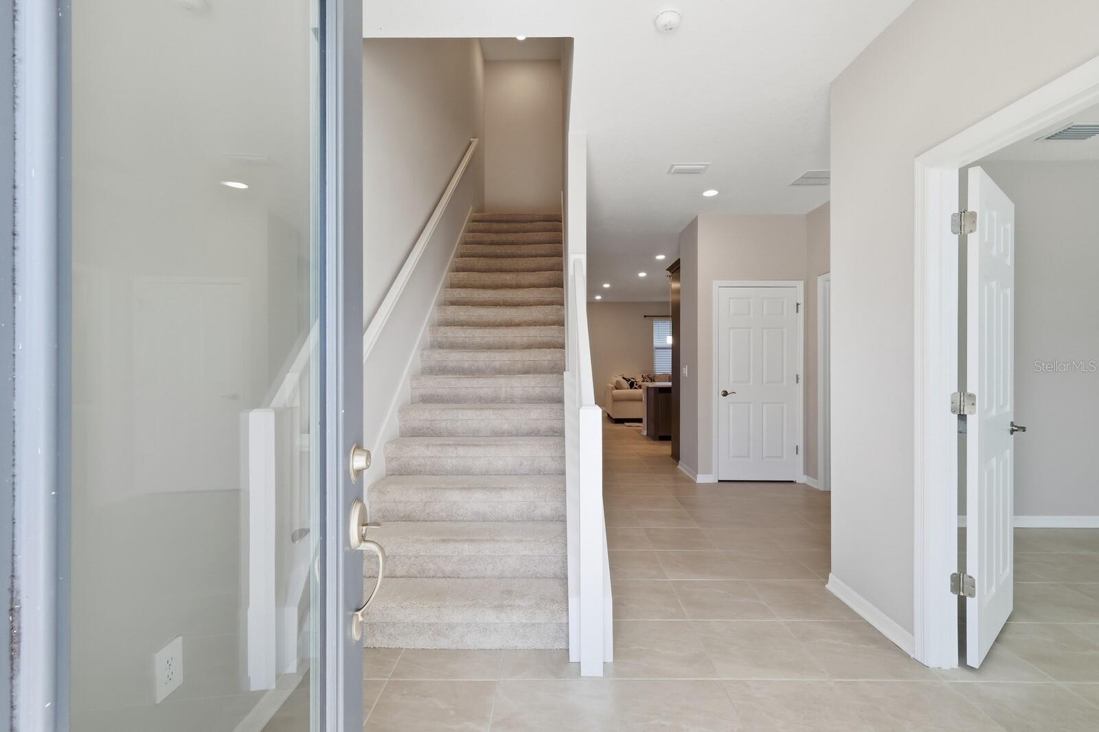 1782 SPREADER LANE