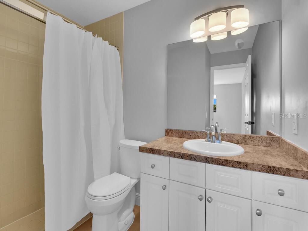 Photo 15 of 20 of 610 SW 47TH TERRACE 2 condo