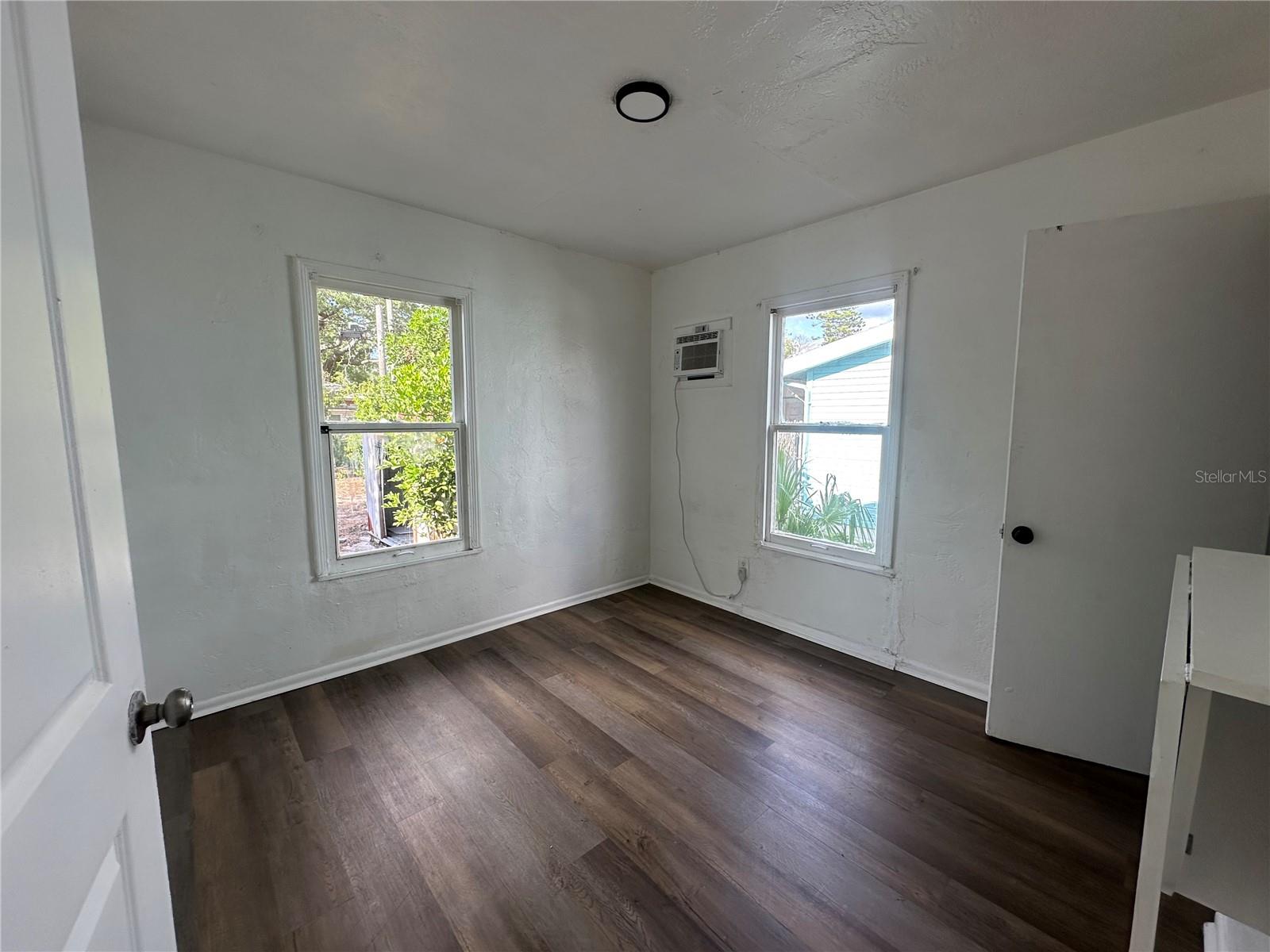 HEMPSTEAD - Residential