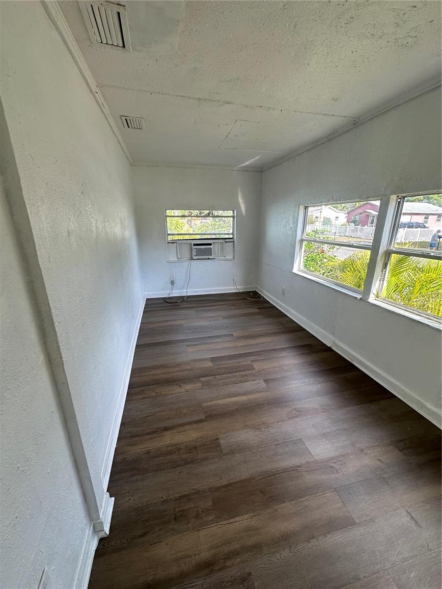 4941 NEWTON AVENUE S