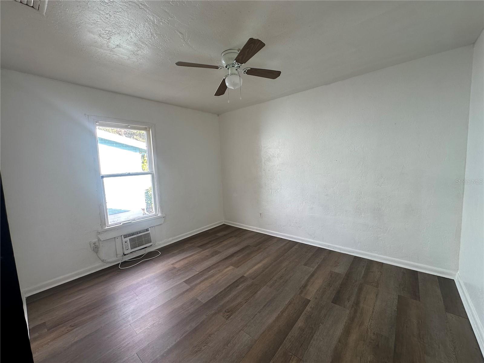 HEMPSTEAD - Residential