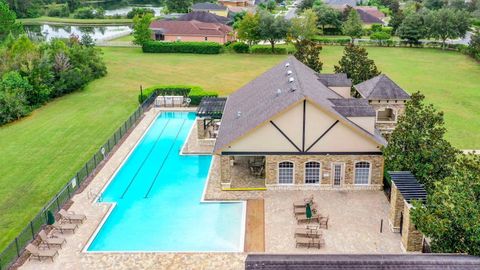 A home in LAND O LAKES