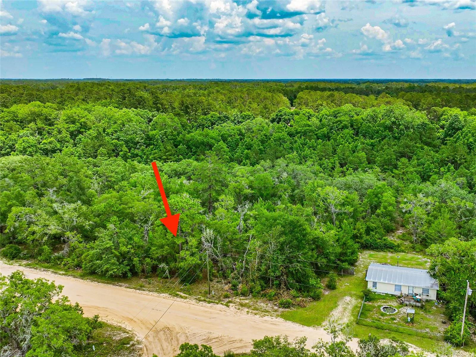 INTERLACHEN LAKES ESTATES - Land