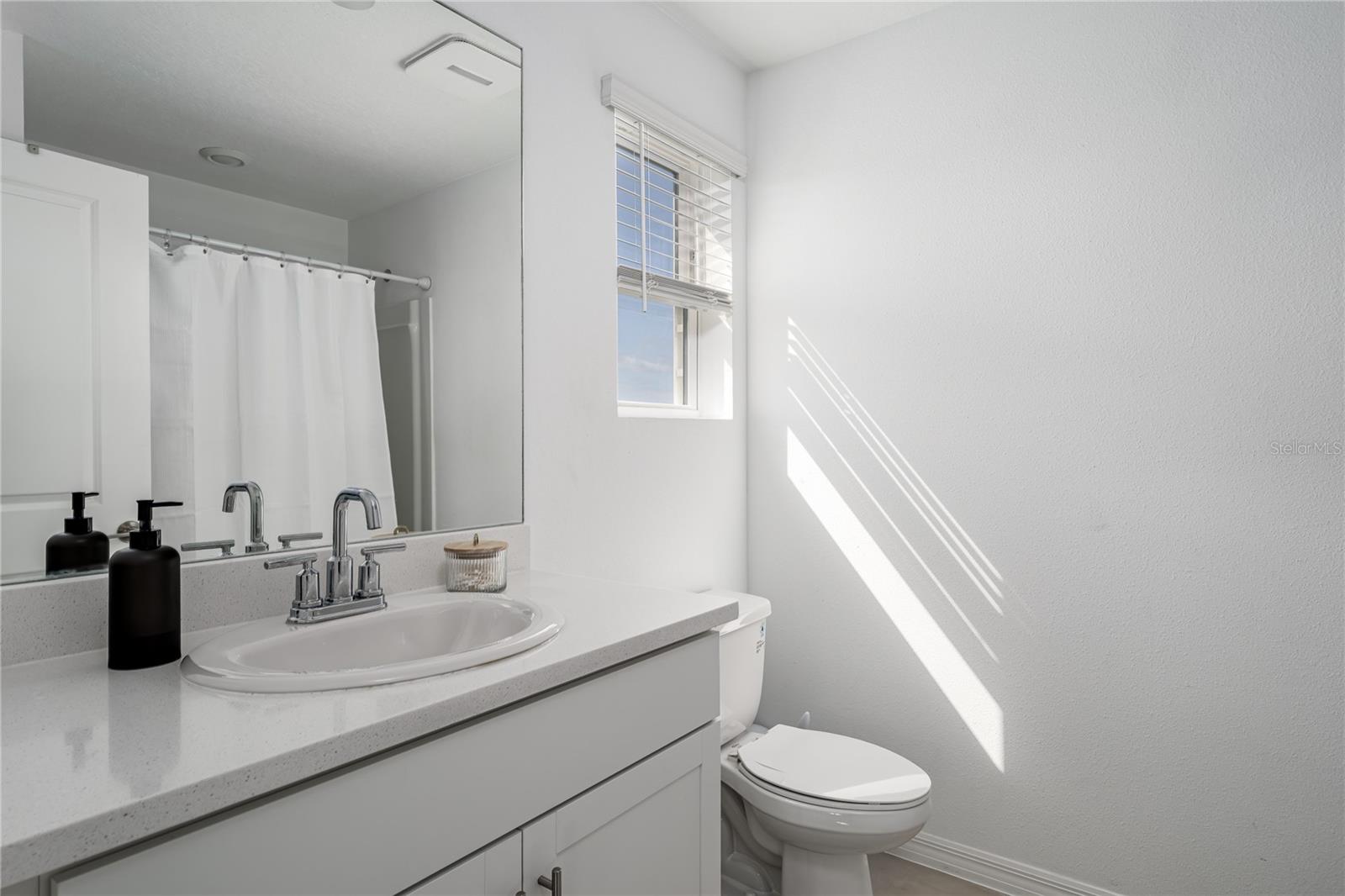 ARTISAN LAKES EDGESTONE NORTH PH I & II - Residential