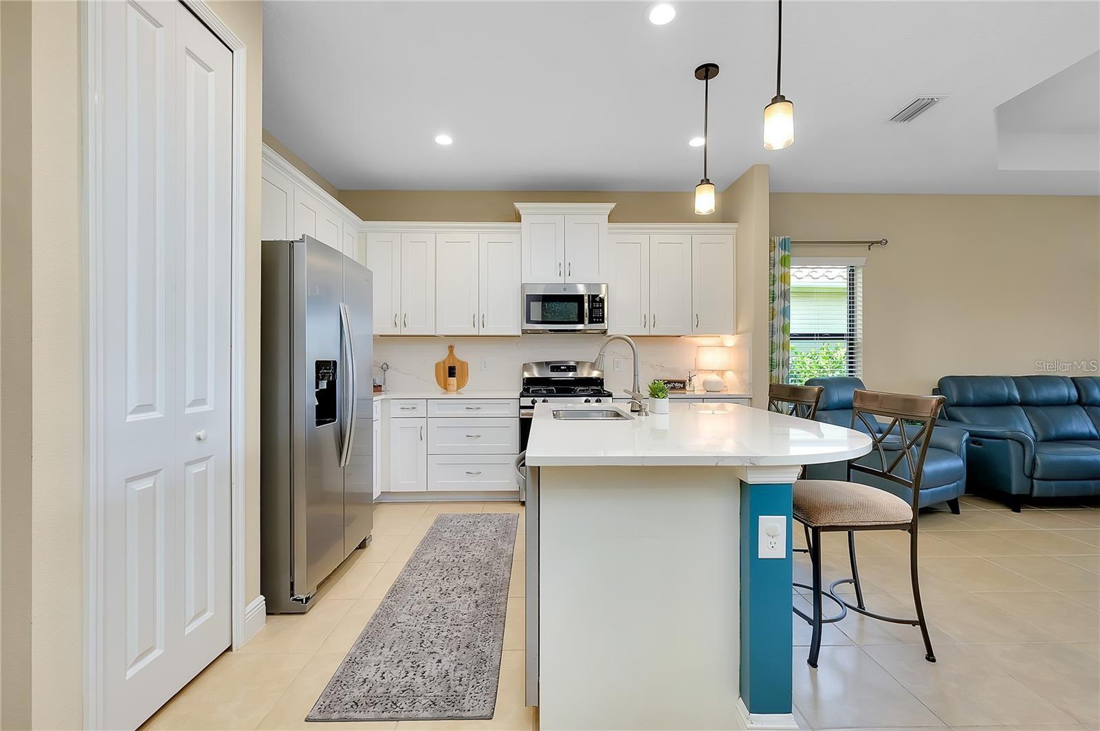 GRAND PALM PH 3A - Residential Lease