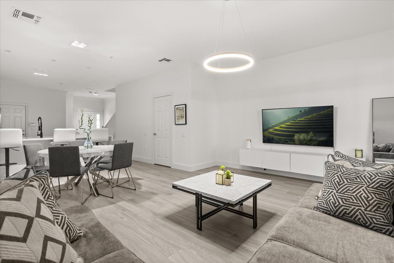 VISTAS/STONEBRIDGE COMMONS PH - Residential