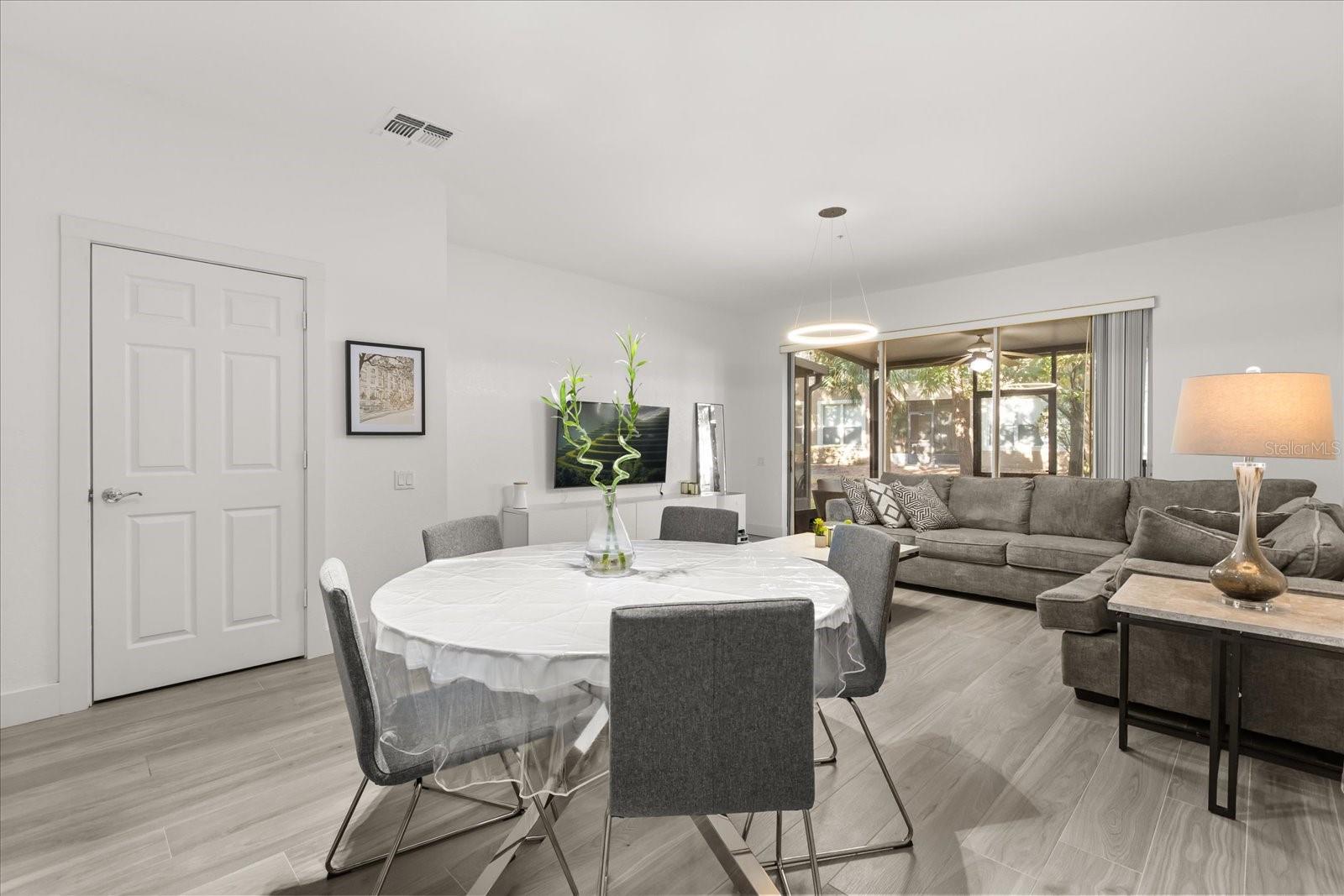 VISTAS/STONEBRIDGE COMMONS PH - Residential