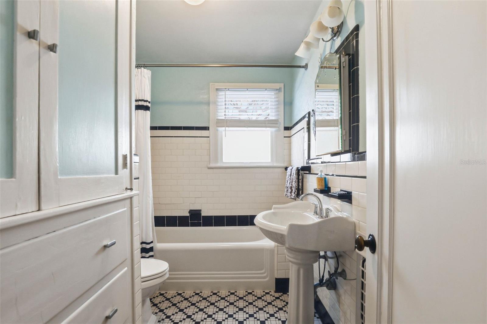 HANNAS SUB - Residential