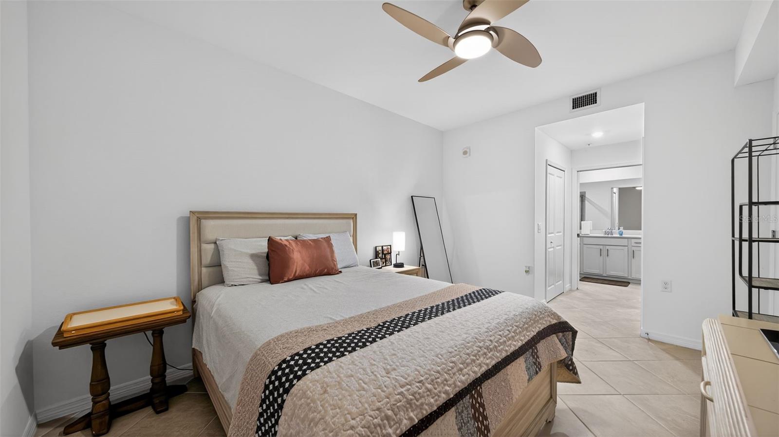 HERITAGE LANDING - Residential