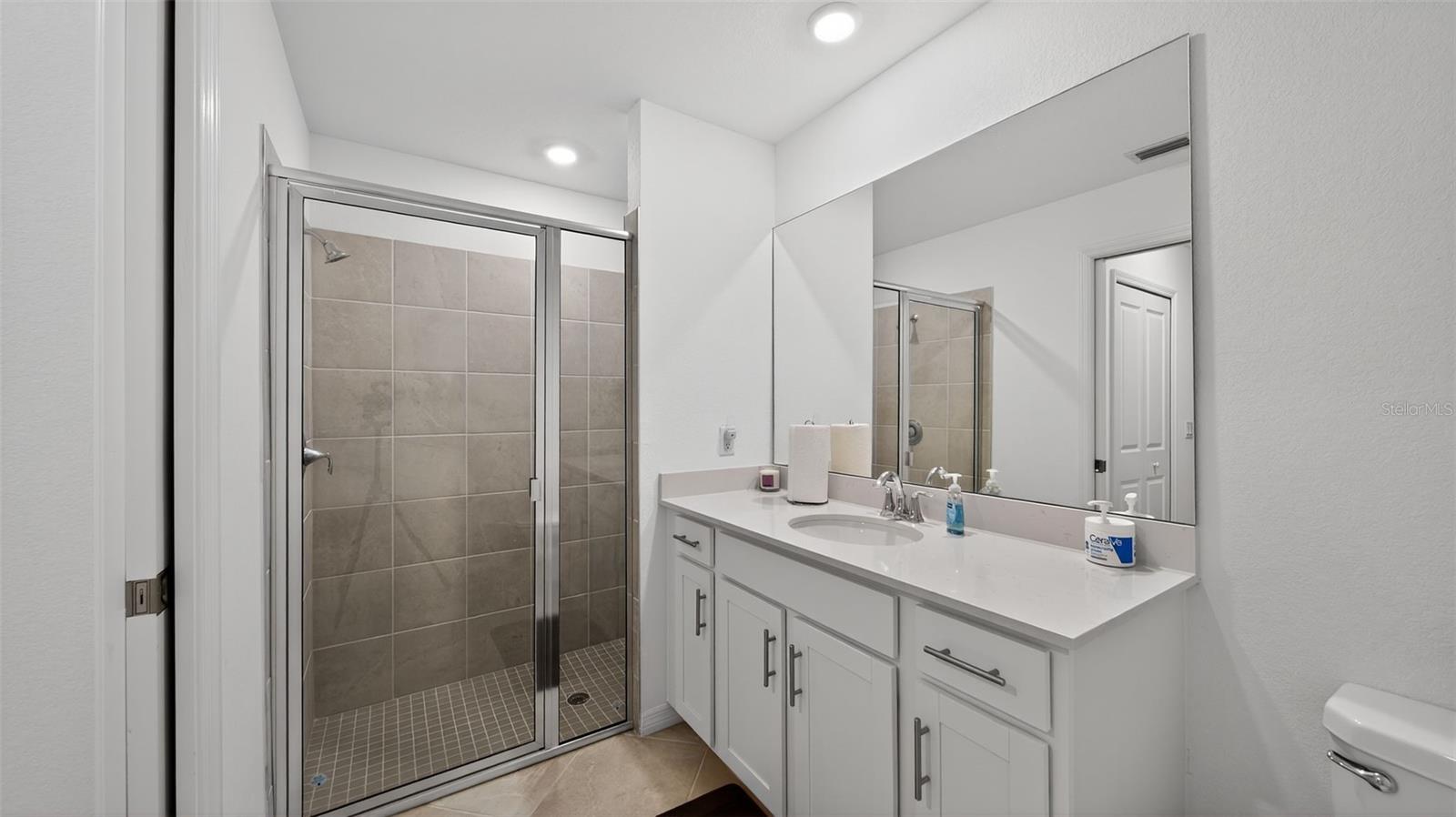 HERITAGE LANDING - Residential