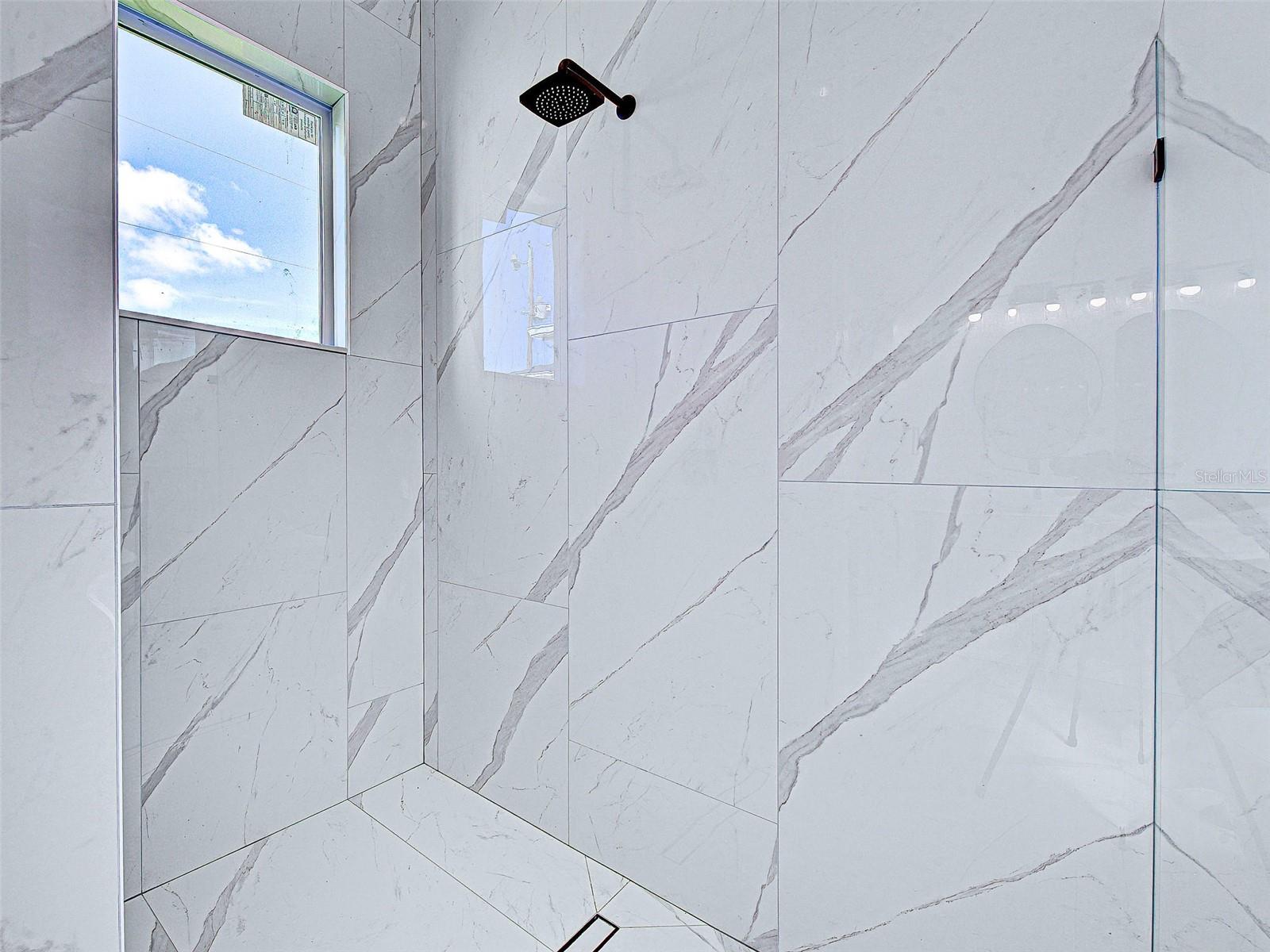 ROTONDA LAKES - Residential