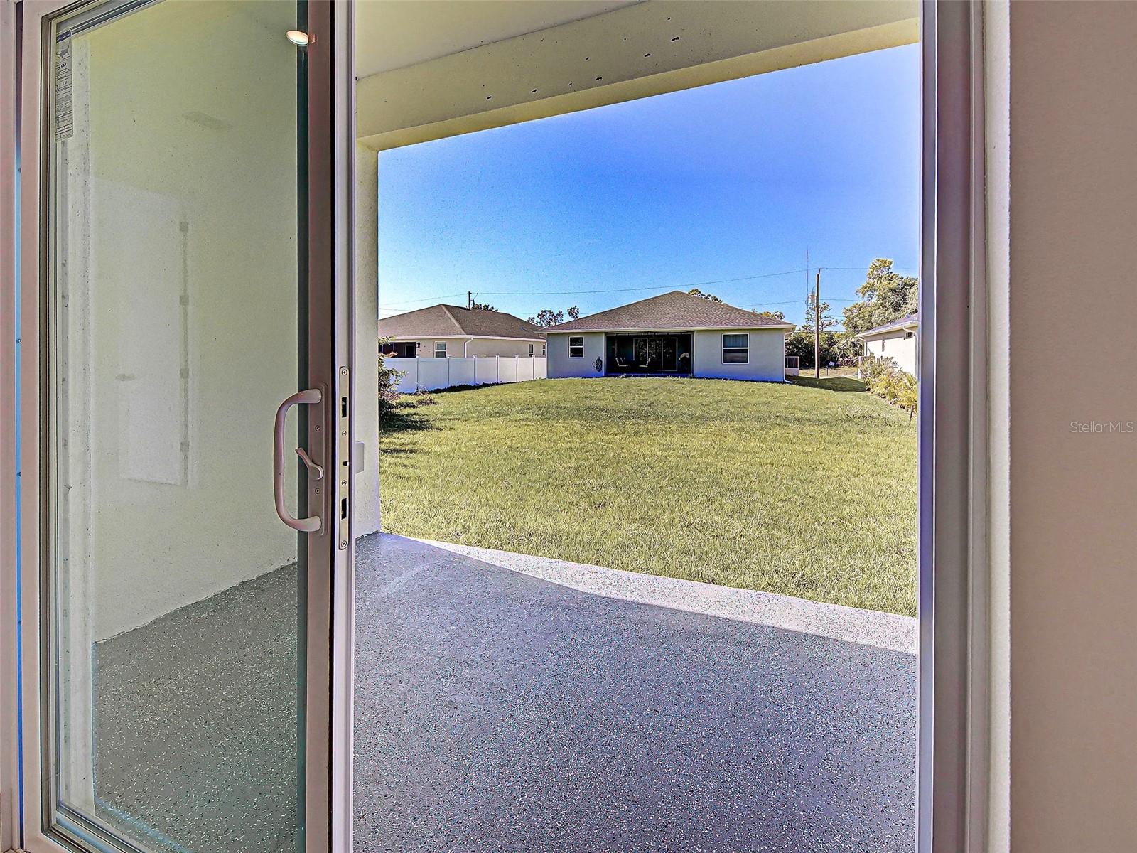 ROTONDA LAKES - Residential