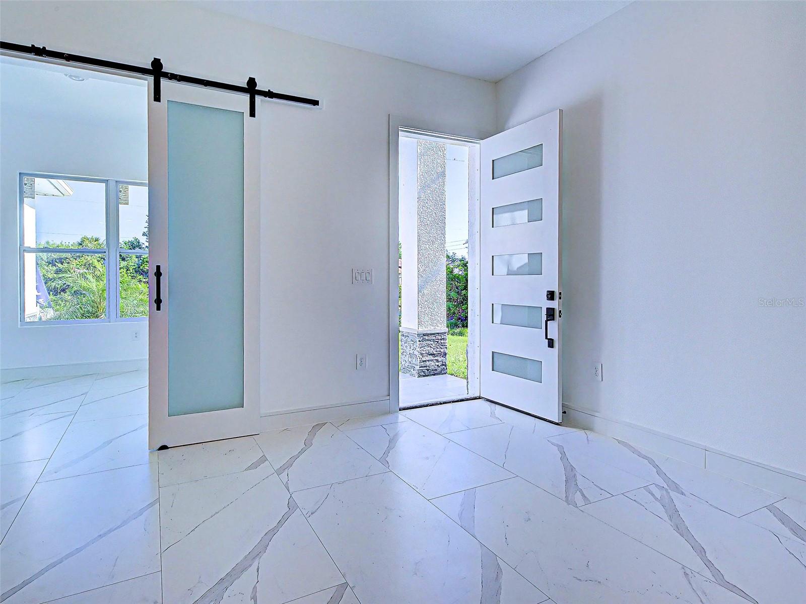 165 INGRAM BOULEVARD