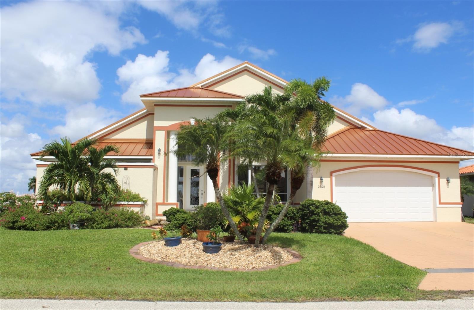 PUNTA GORDA ISLES SEC 06 - Residential