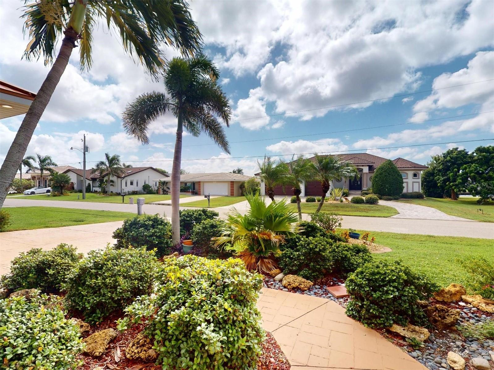 PUNTA GORDA ISLES SEC 06 - Residential
