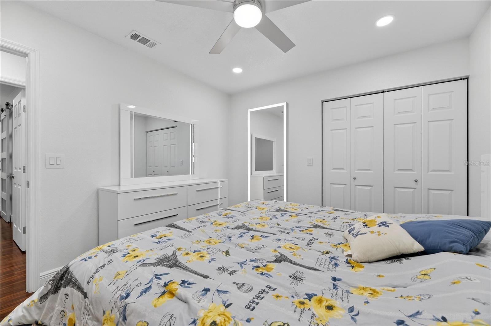 BLOOMINGDALE SEC B UNIT 2 - Residential