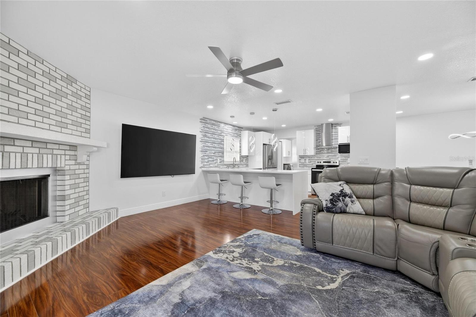 BLOOMINGDALE SEC B UNIT 2 - Residential