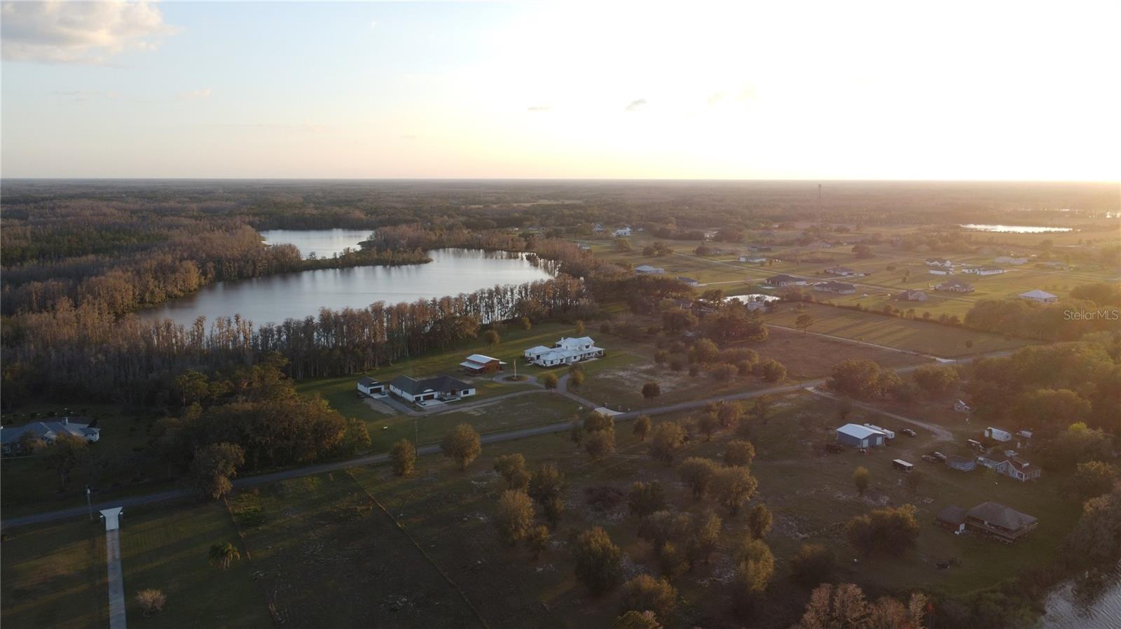 GROVELAND FARMS 17-23-25 - Land