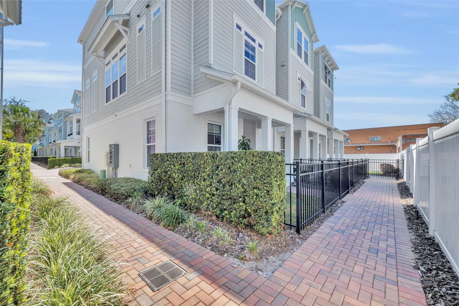 LAKE EOLA HEIGHTS - Residential