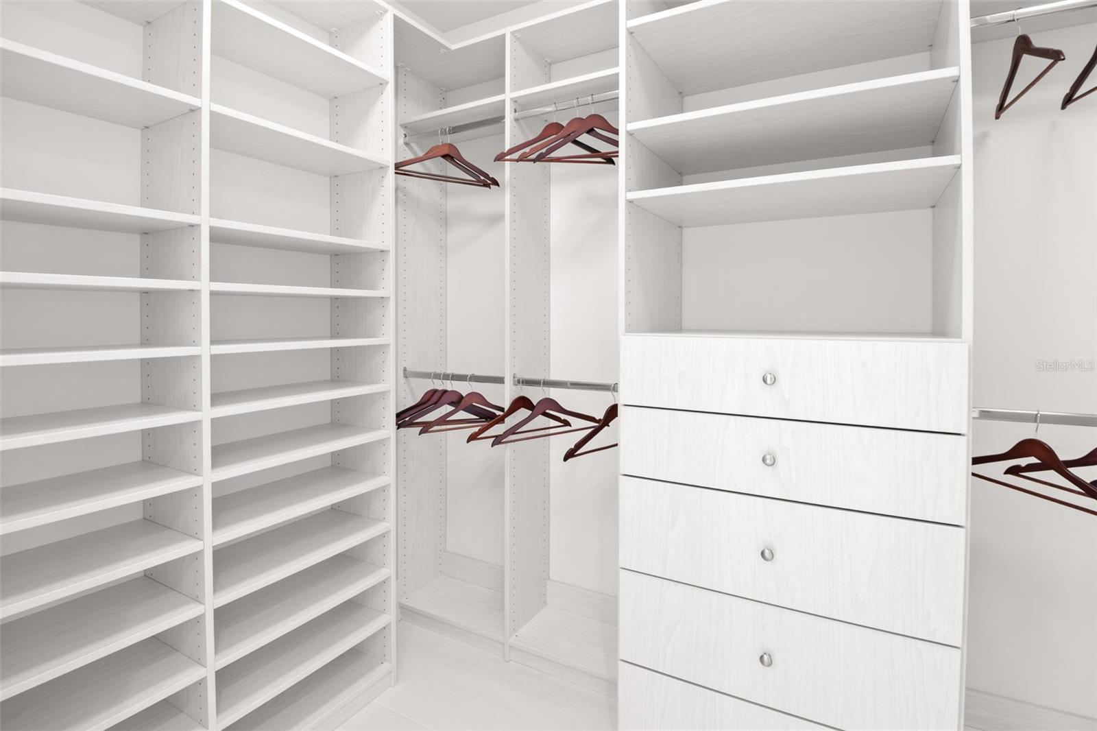 SALTAIRE CONDO - Residential