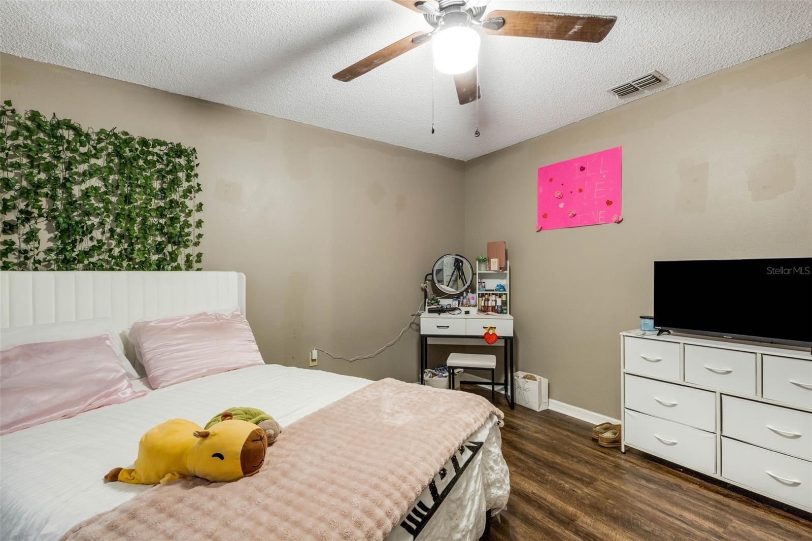 HIGHLAND GARDENS - Residential