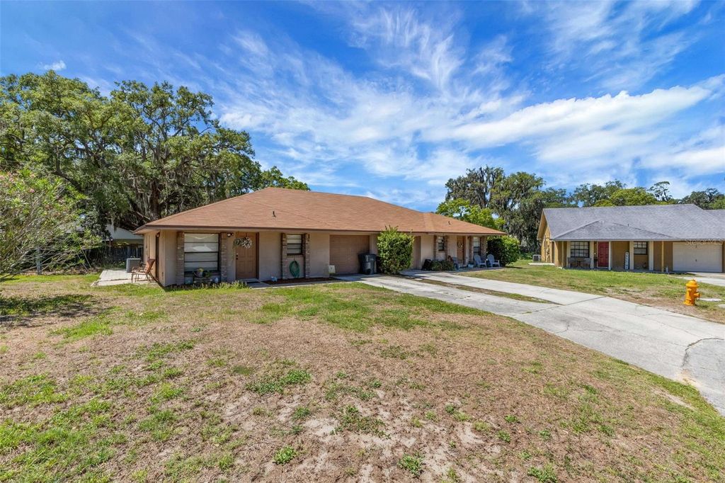 Photo of 711 Mikasuki Drive, Lakeland, FL 33813 (MLS # L4961097)