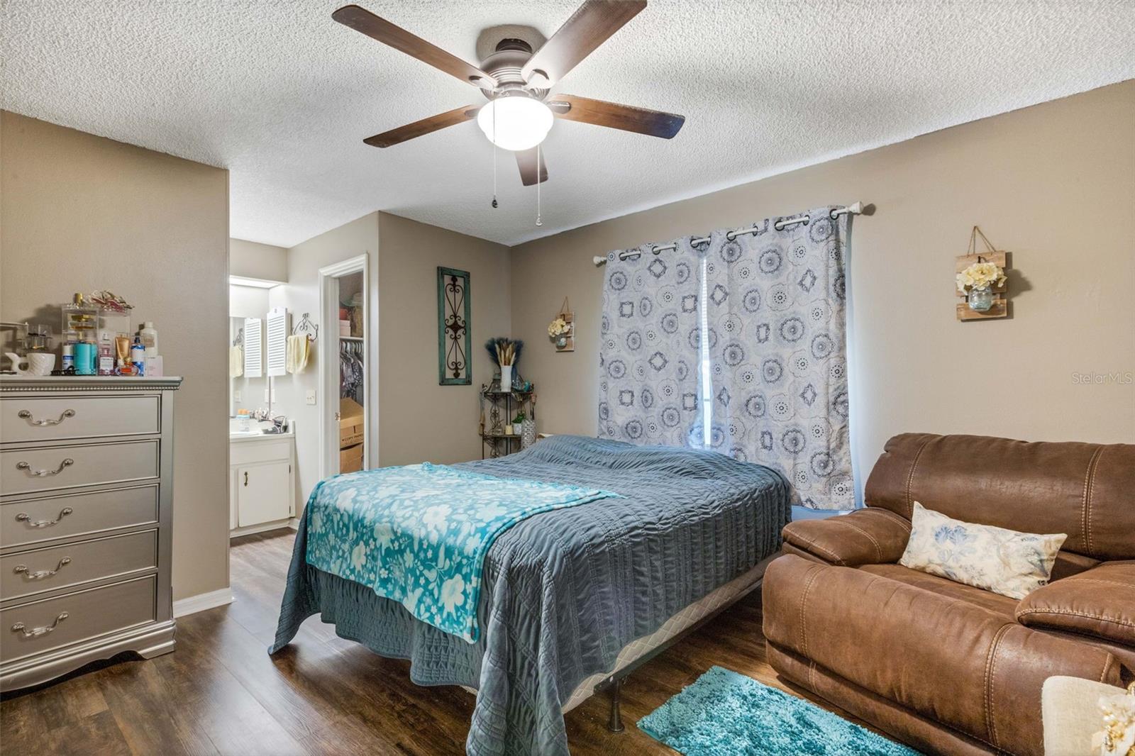 HIGHLAND GARDENS - Residential