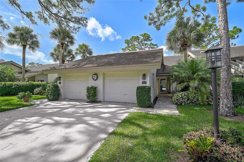 Photo of 3217 Sandleheath #45, Sarasota, FL 34235 (MLS # A4702732)