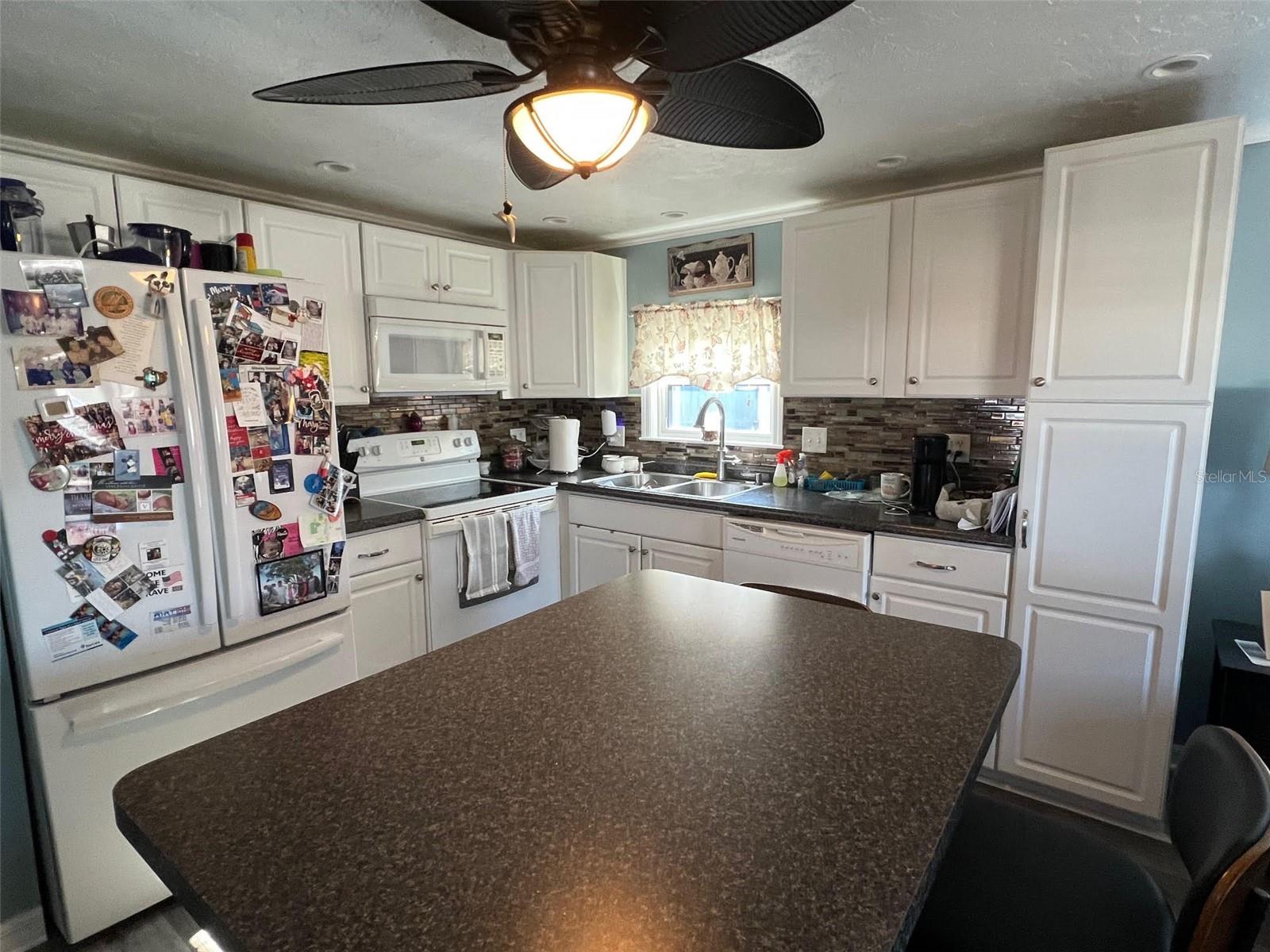 MAJESTIC PARK HOMES INC UNREC - Residential