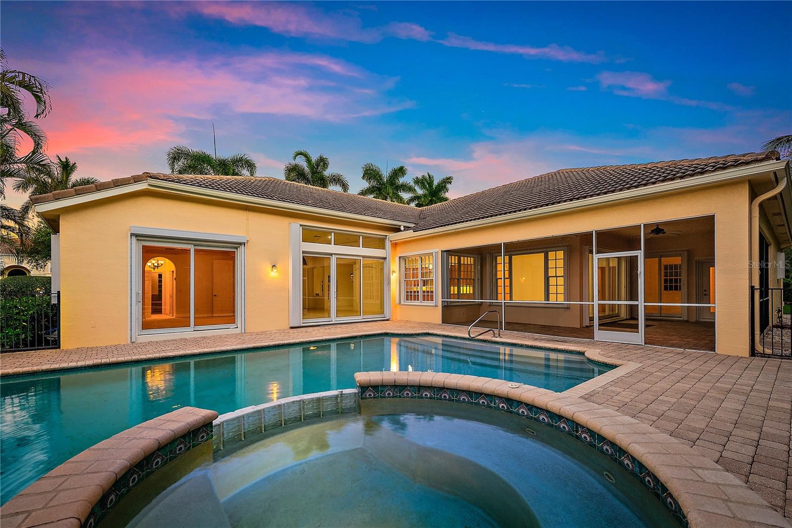 MYSTIC COVE - Residential