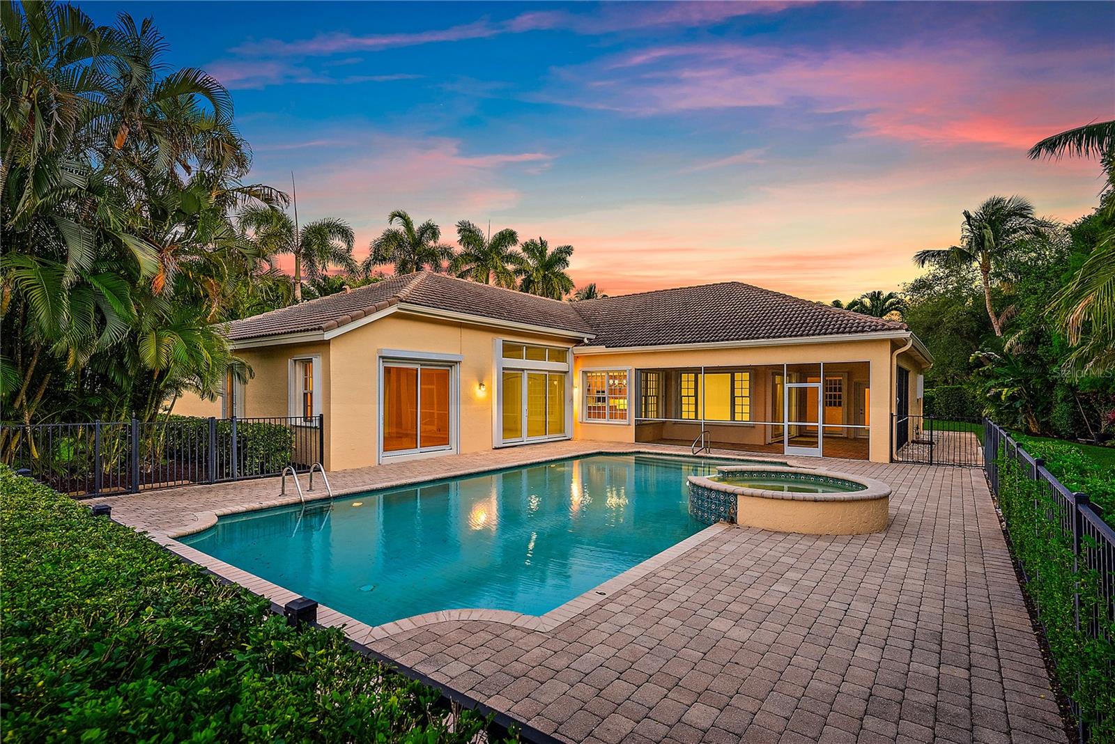 MYSTIC COVE - Residential