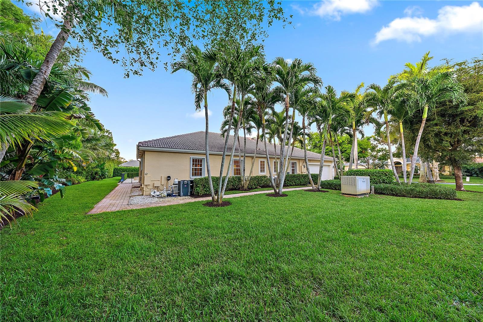 MYSTIC COVE - Residential
