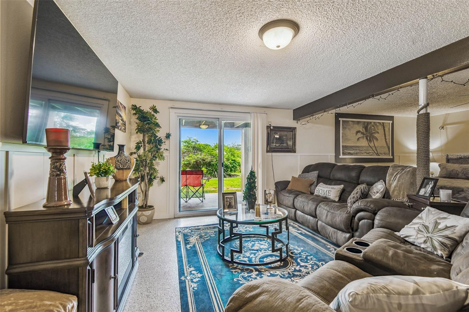 POINTE ALEXIS SOUTH - Residential