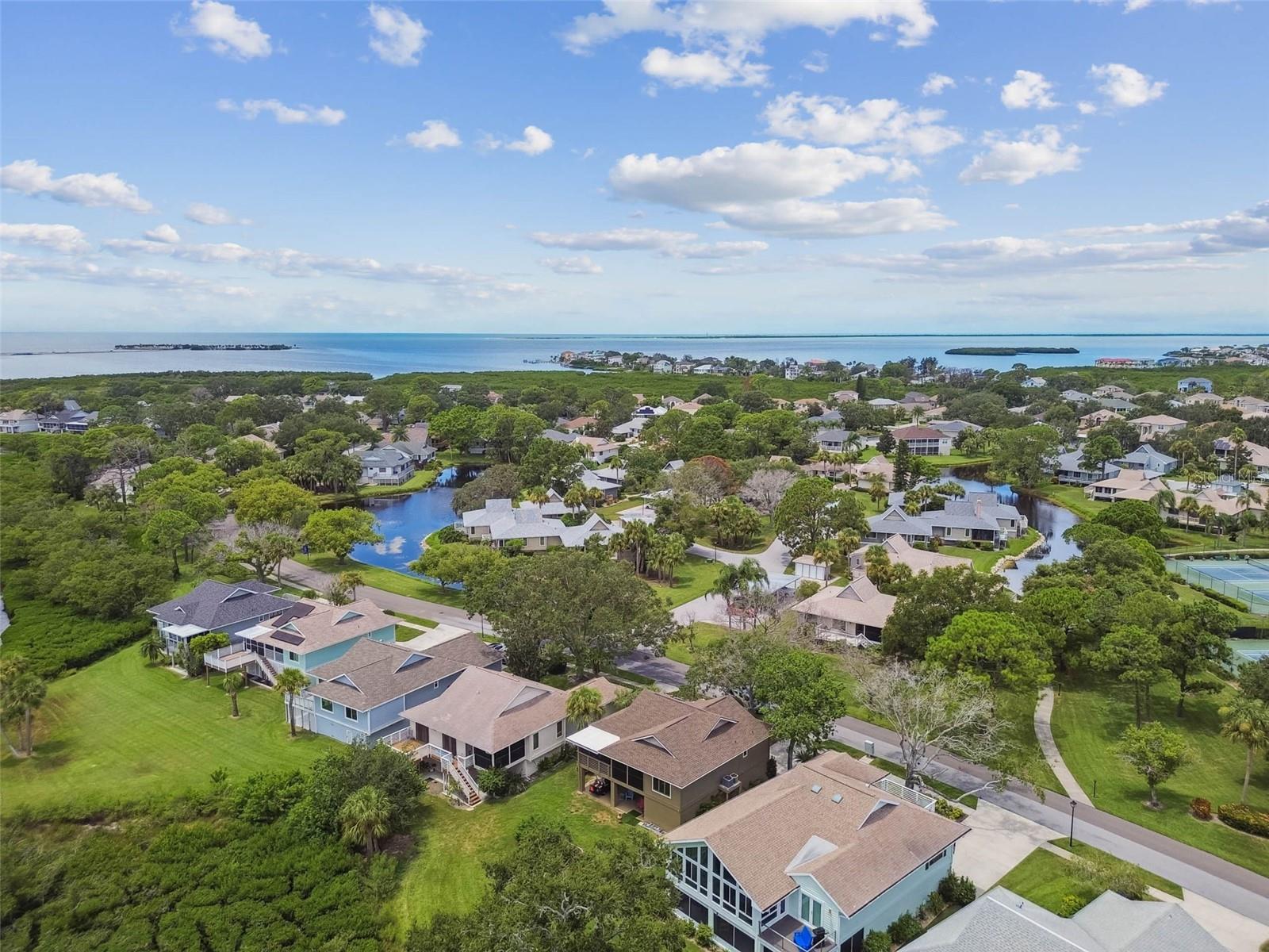 POINTE ALEXIS SOUTH - Residential