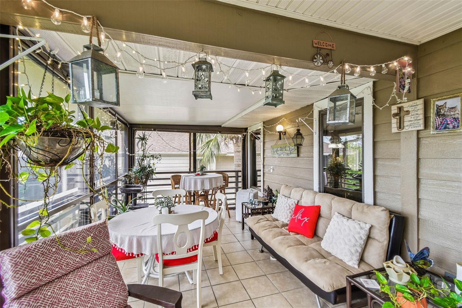 POINTE ALEXIS SOUTH - Residential