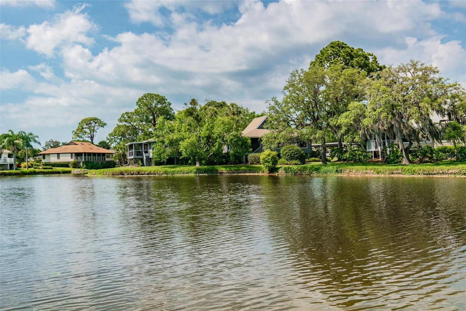 POINTE ALEXIS SOUTH - Residential