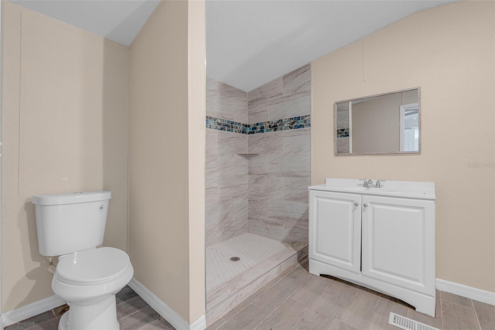 LAKE PIERCE RANCHETTES FIFTH ADD - Residential Lease