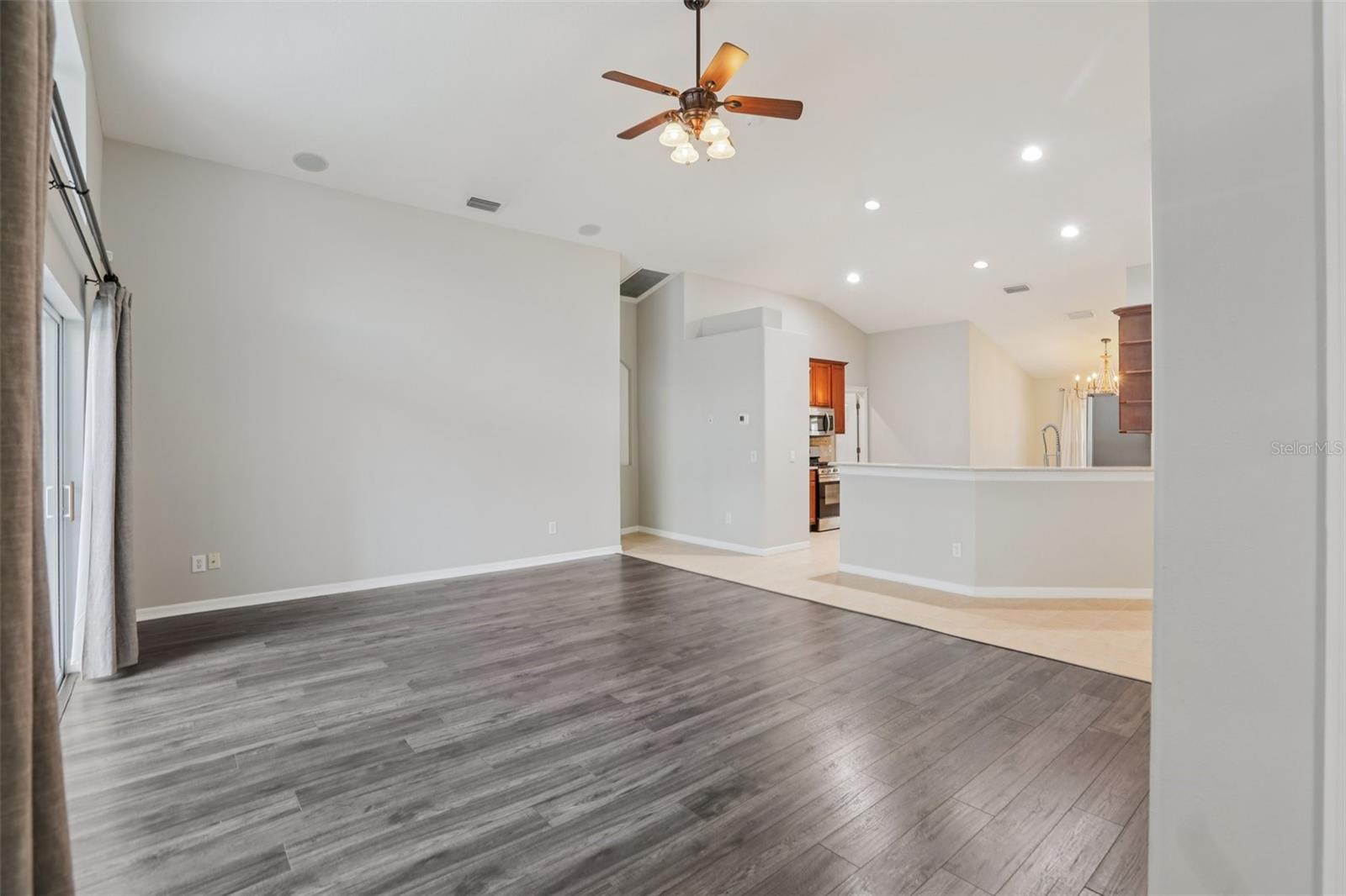 FISHHAWK RANCH - Residential