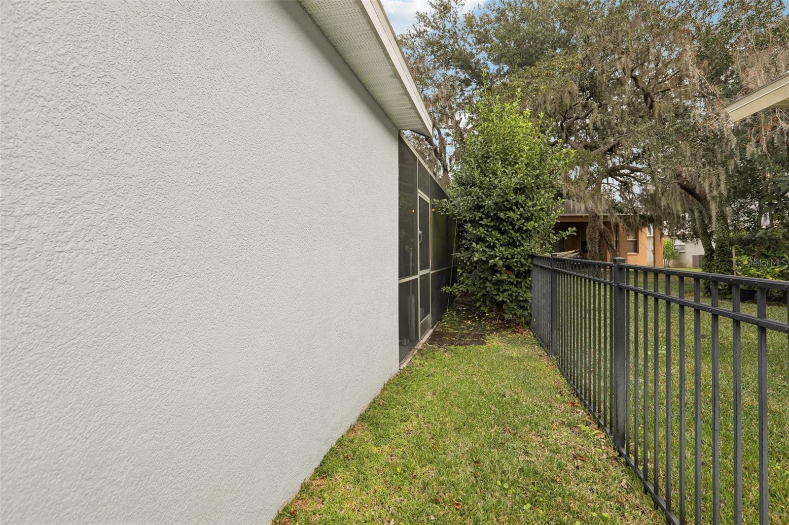 FISHHAWK RANCH - Residential