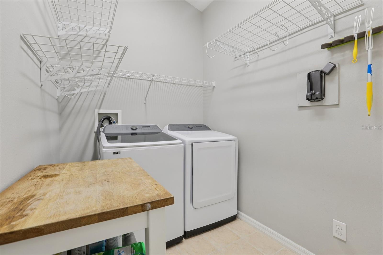 FISHHAWK RANCH - Residential