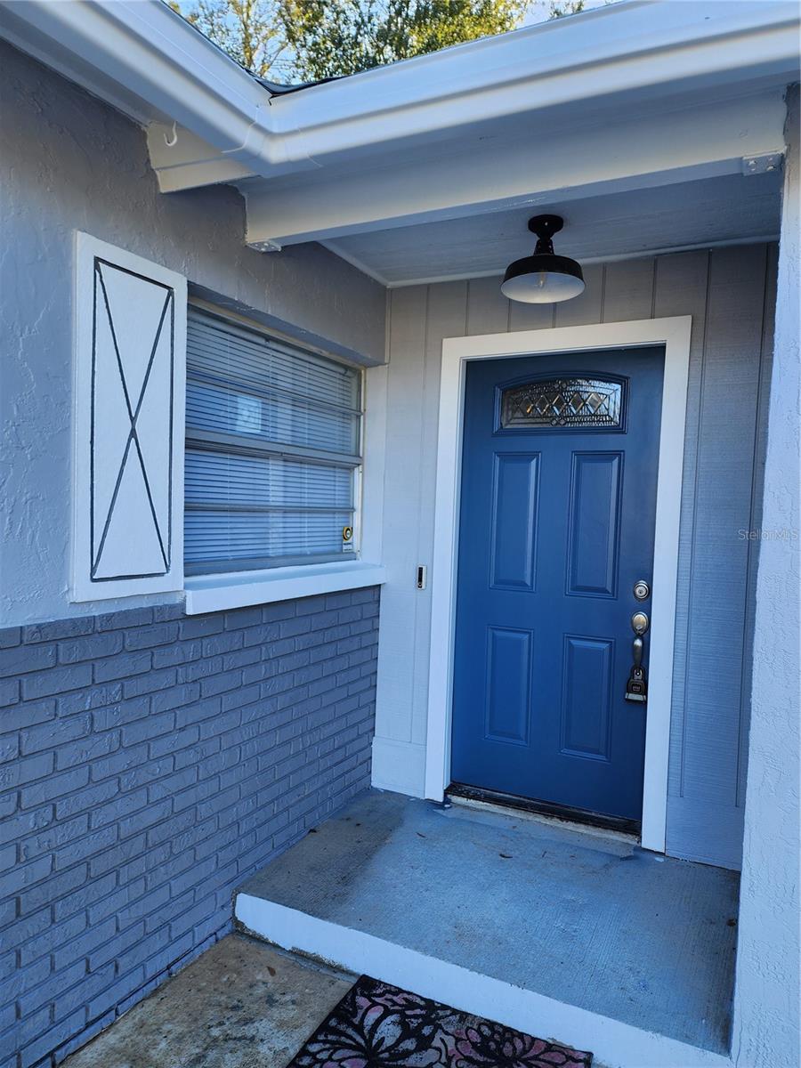 102 INWOOD CIRCLE