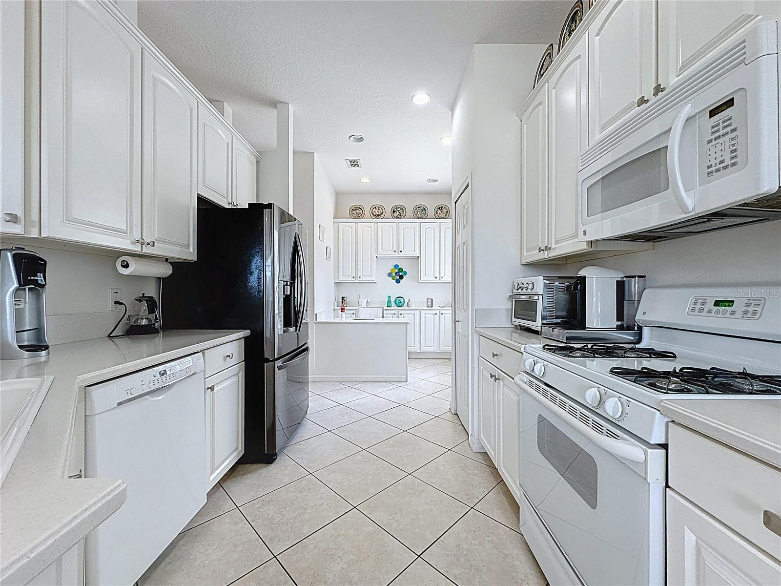 CASCADES OF GROVELAND (TRILOGY) - Residential