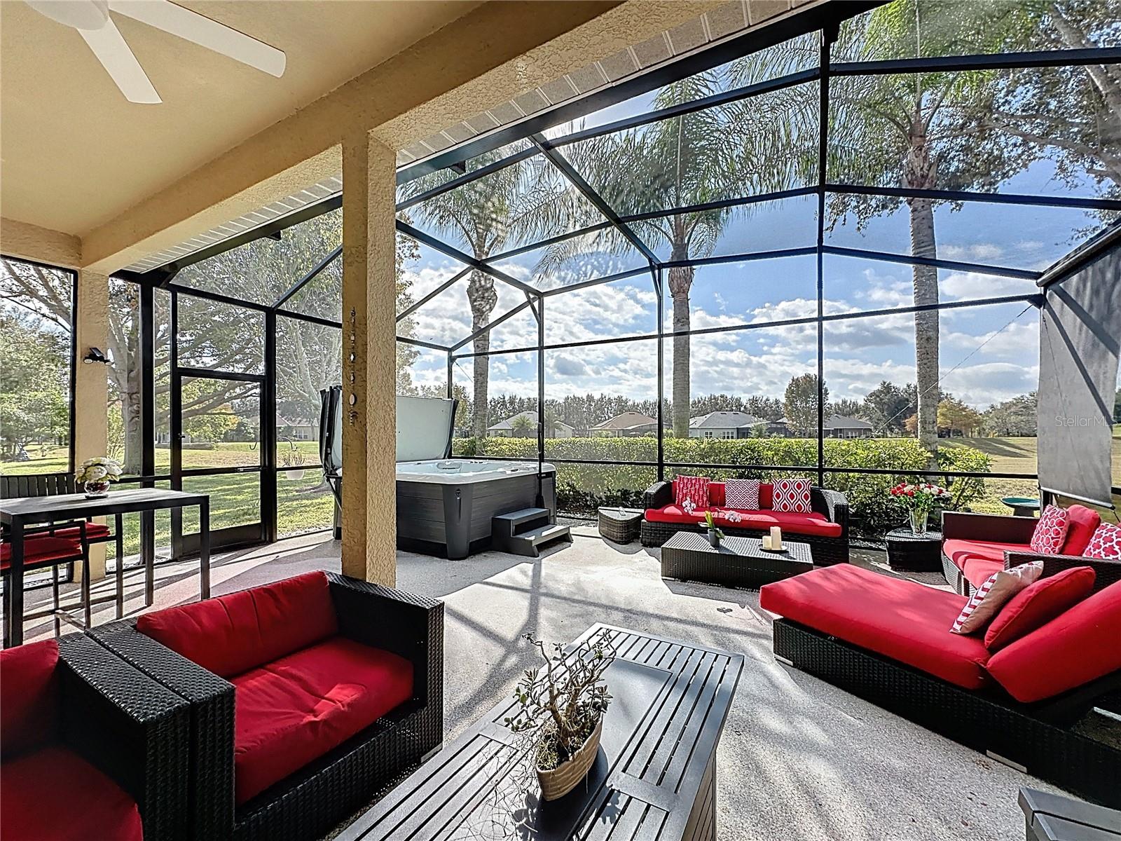 CASCADES OF GROVELAND (TRILOGY) - Residential