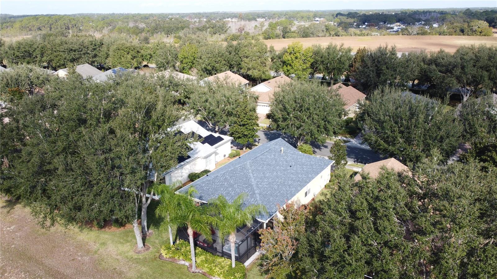 CASCADES OF GROVELAND (TRILOGY) - Residential