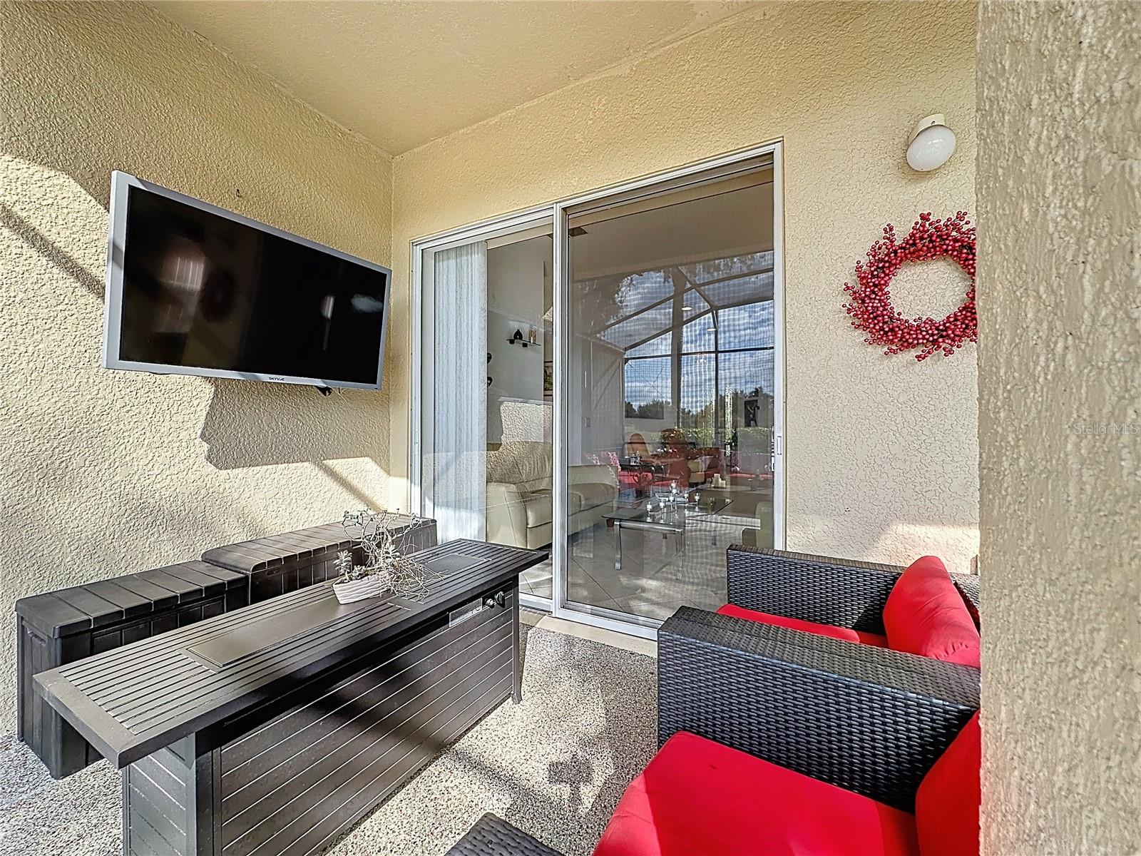 CASCADES OF GROVELAND (TRILOGY) - Residential