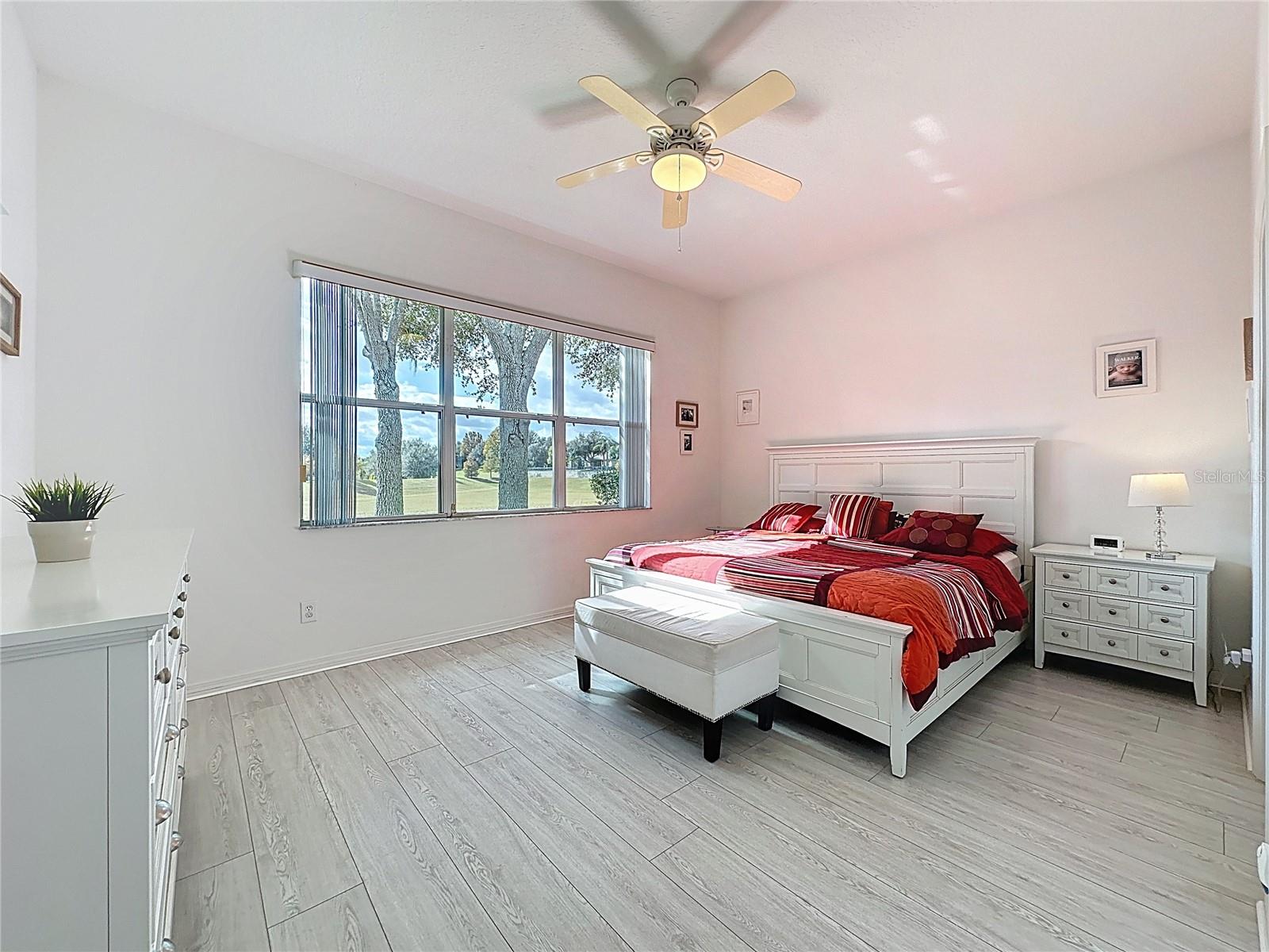 CASCADES OF GROVELAND (TRILOGY) - Residential