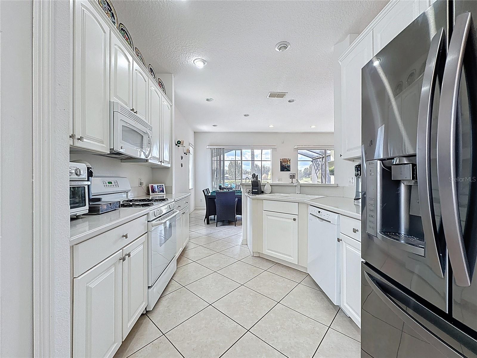 CASCADES OF GROVELAND (TRILOGY) - Residential